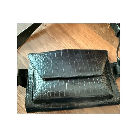 New Nordstrom Croc Embossed Leather Belt Bag - Picture 2 of 8